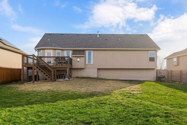 507 Tall Grass Drive, Pleasant Hill, MO 64080