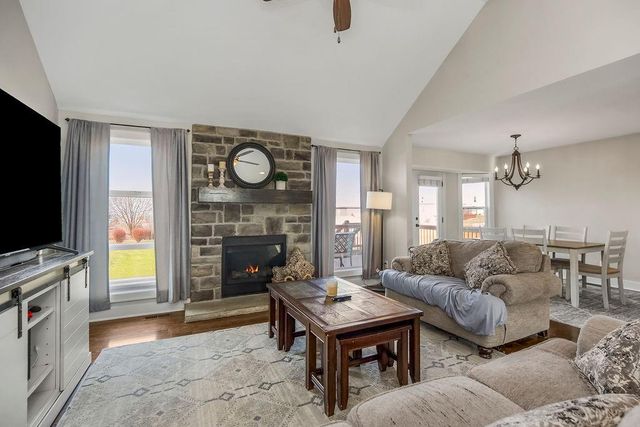 507 Tall Grass Drive, Pleasant Hill, MO 64080