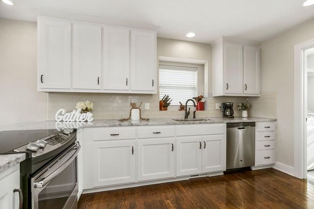 507 Tall Grass Drive, Pleasant Hill, MO 64080