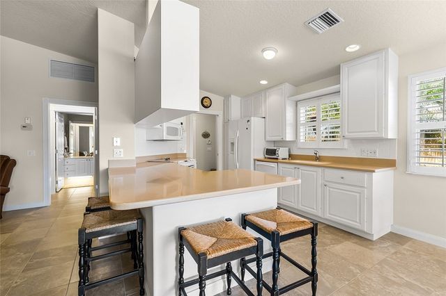 5745 Corsica Place, Vero Beach, FL 32967