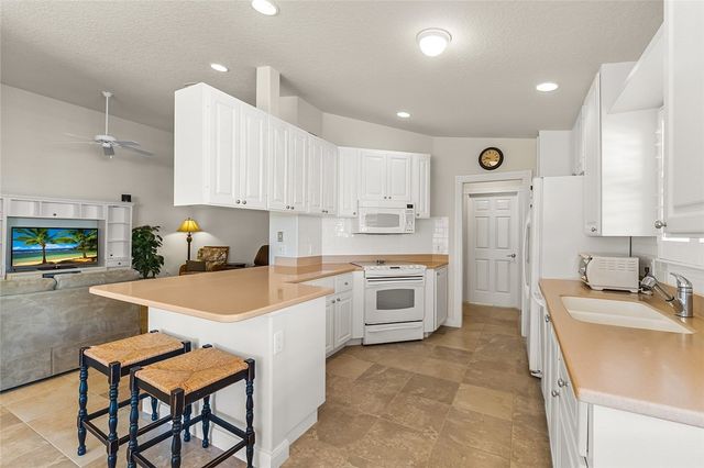 5745 Corsica Place, Vero Beach, FL 32967