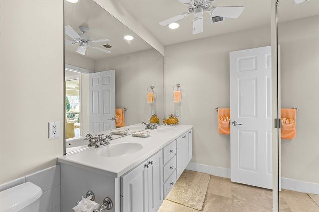 5745 Corsica Place, Vero Beach, FL 32967