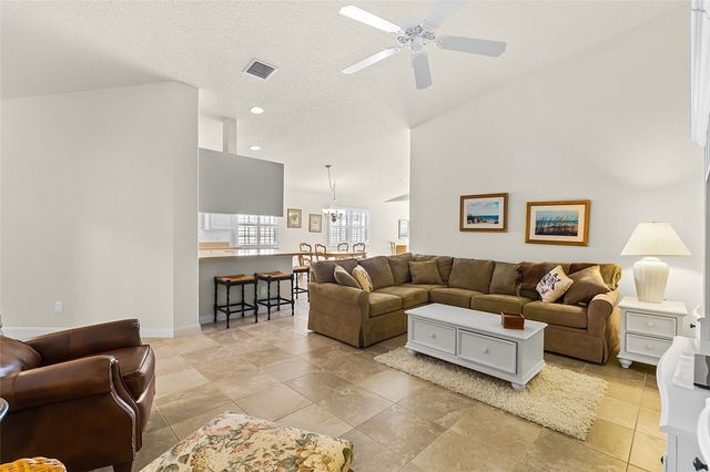 5745 Corsica Place, Vero Beach, FL 32967