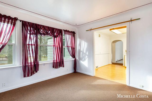 13100 Grand River Drive SE, Lowell, MI 49331