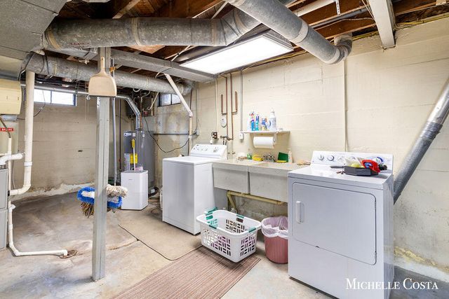 13100 Grand River Drive SE, Lowell, MI 49331