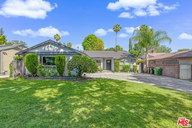 6626 Burnet Avenue, Van Nuys (los Angeles), CA 91405