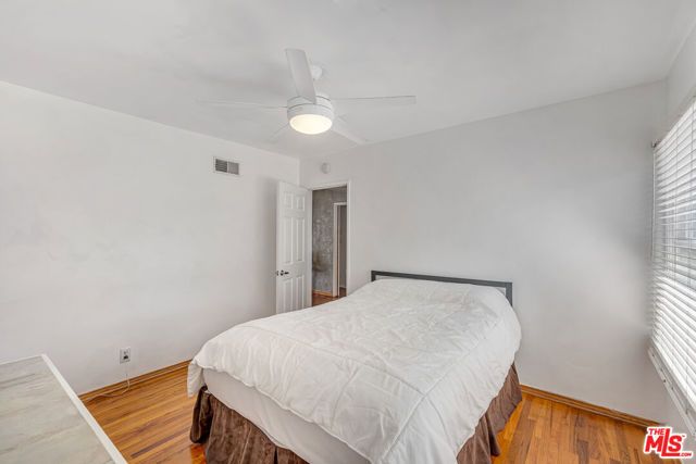 6626 Burnet Avenue, Van Nuys (los Angeles), CA 91405