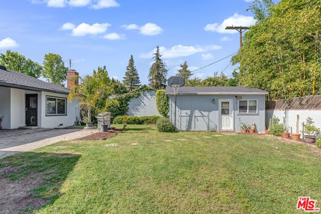 6626 Burnet Avenue, Van Nuys (los Angeles), CA 91405
