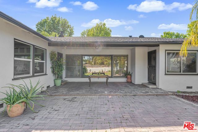 6626 Burnet Avenue, Van Nuys (los Angeles), CA 91405