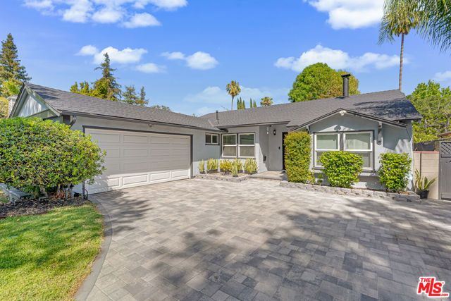6626 Burnet Avenue, Van Nuys (los Angeles), CA 91405