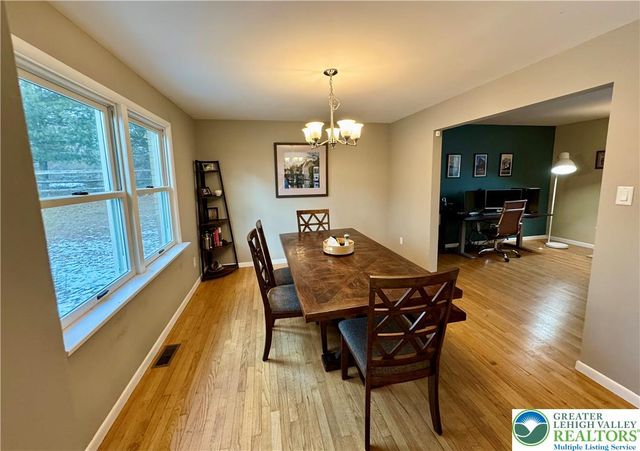 6560 Fernwood Drive, Upper Saucon Twp, PA 18036