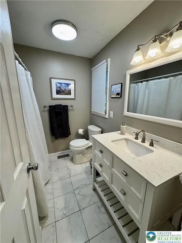 6560 Fernwood Drive, Upper Saucon Twp, PA 18036