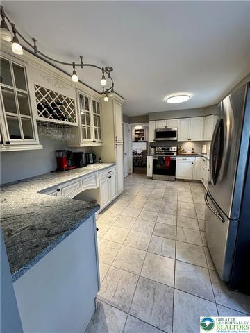 6560 Fernwood Drive, Upper Saucon Twp, PA 18036