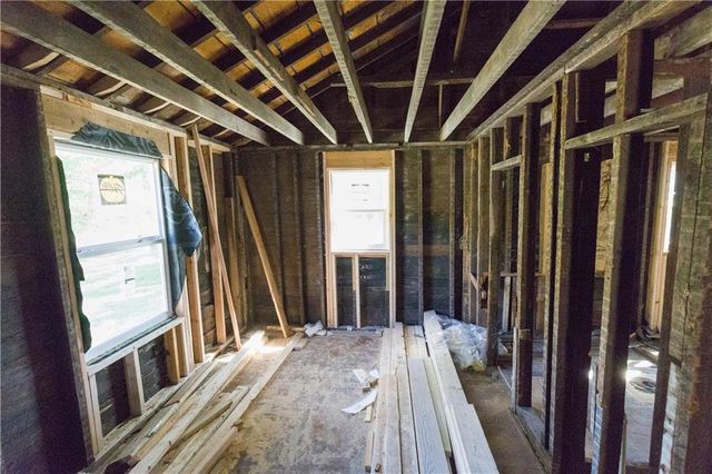 4415 August Lane, Kansas City, KS 66106