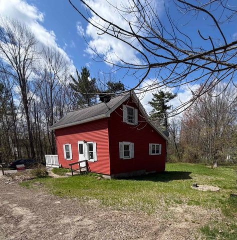 260 Charles Street, Farmington, NH 03835