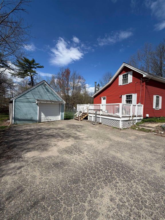 260 Charles Street, Farmington, NH 03835