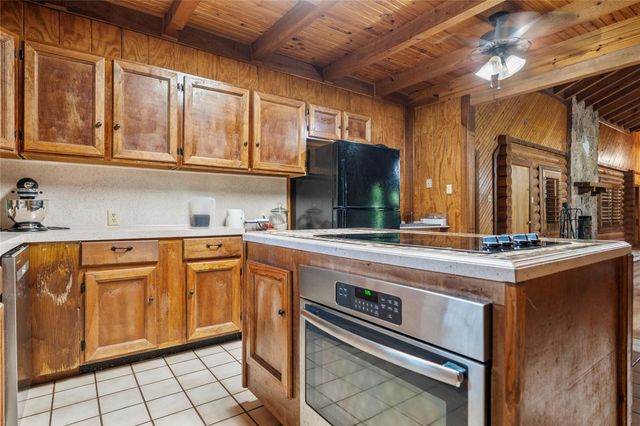 12056 Forest Glen Drive, Conroe, TX 77303