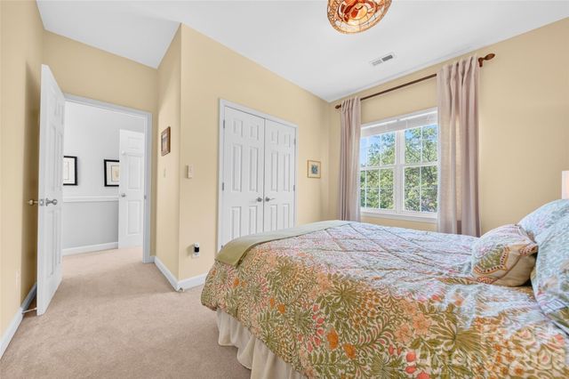 19812 Madison Village Drive, Cornelius, NC 28031