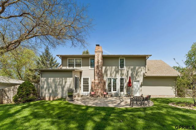 12611 Schroeder Circle, Omaha, NE 68137