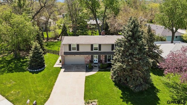 12611 Schroeder Circle, Omaha, NE 68137