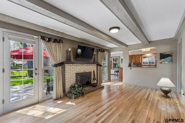 12611 Schroeder Circle, Omaha, NE 68137