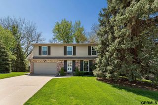 12611 Schroeder Circle, Omaha, NE 68137