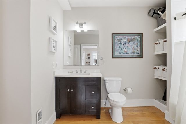 20 Winfield St 1, Boston, MA 02127