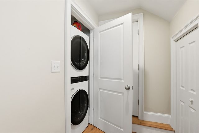 20 Winfield St 1, Boston, MA 02127