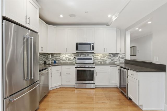 20 Winfield St 1, Boston, MA 02127