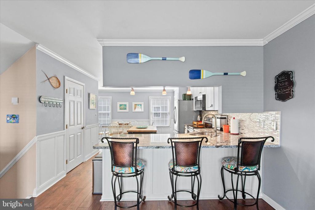 Image 23 of property listing at 121 70TH ST #4, Ocean City, MD 21842