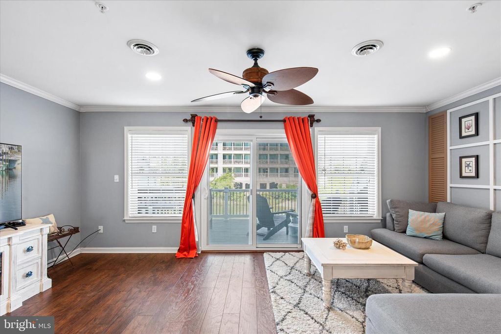 Image 28 of property listing at 121 70TH ST #4, Ocean City, MD 21842
