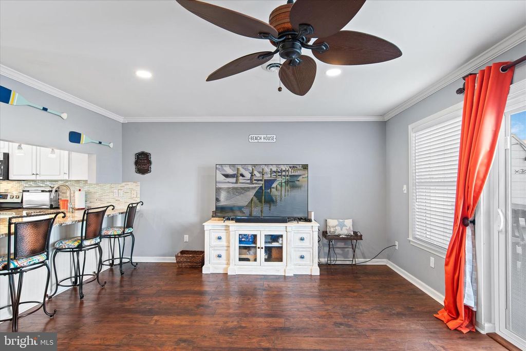 Image 29 of property listing at 121 70TH ST #4, Ocean City, MD 21842