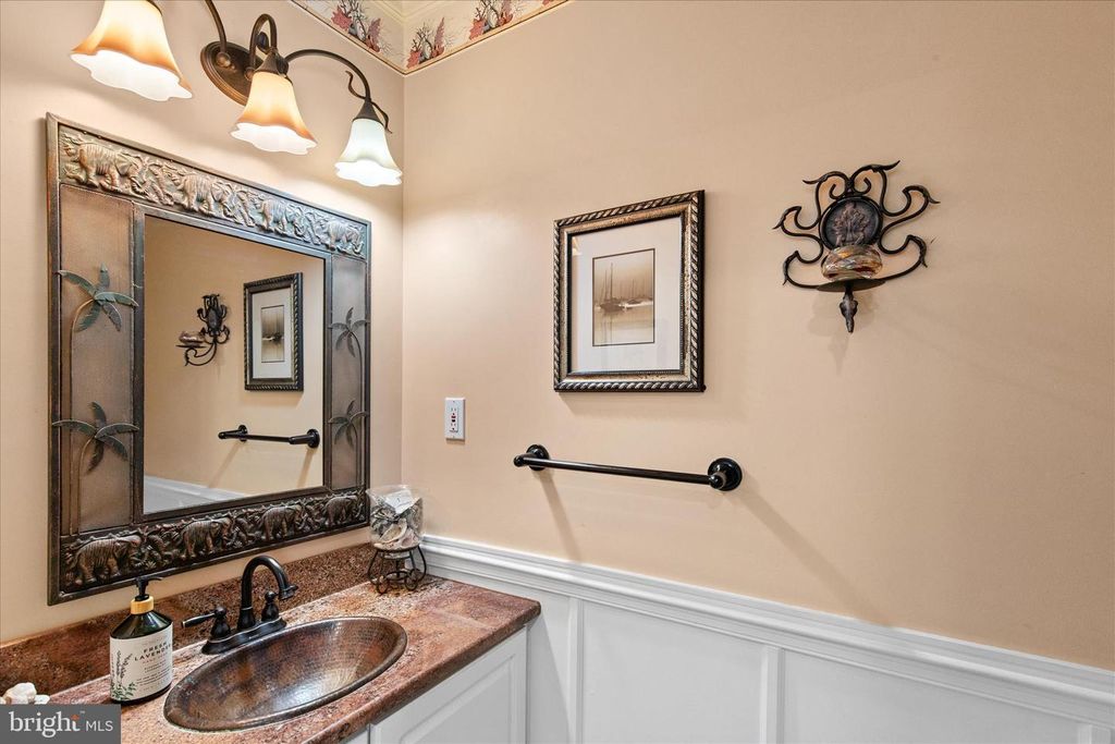 Image 35 of property listing at 121 70TH ST #4, Ocean City, MD 21842