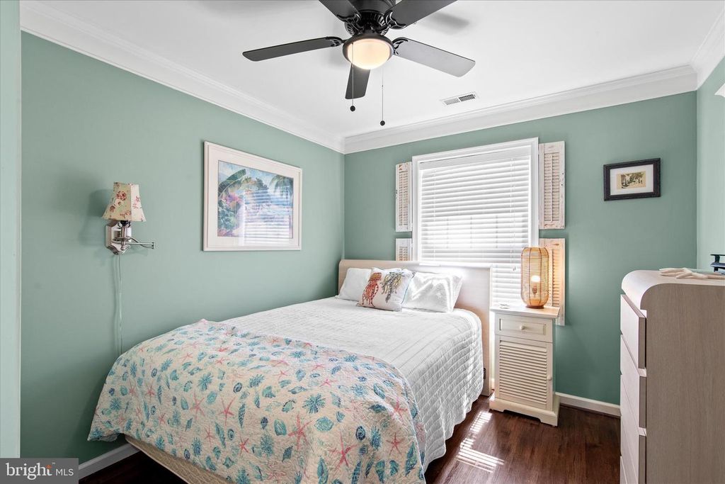 Image 41 of property listing at 121 70TH ST #4, Ocean City, MD 21842