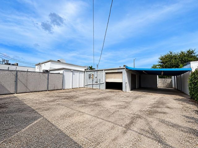 1863 S State Road 7, Fort Lauderdale, FL 33317