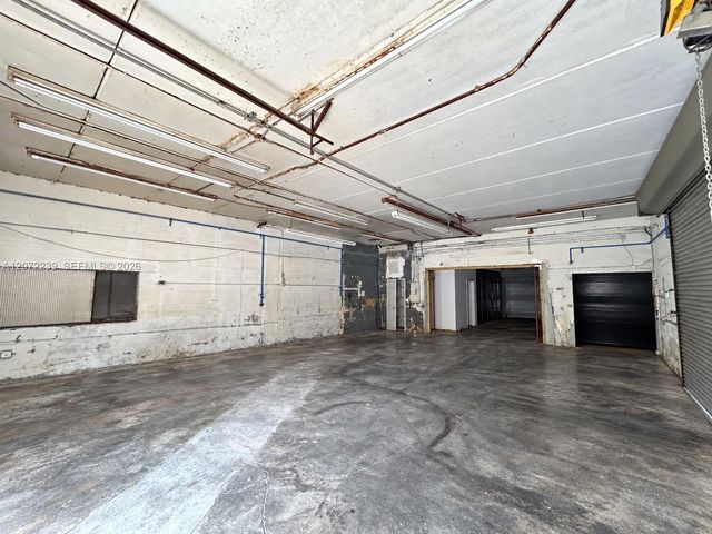 1863 S State Road 7, Fort Lauderdale, FL 33317