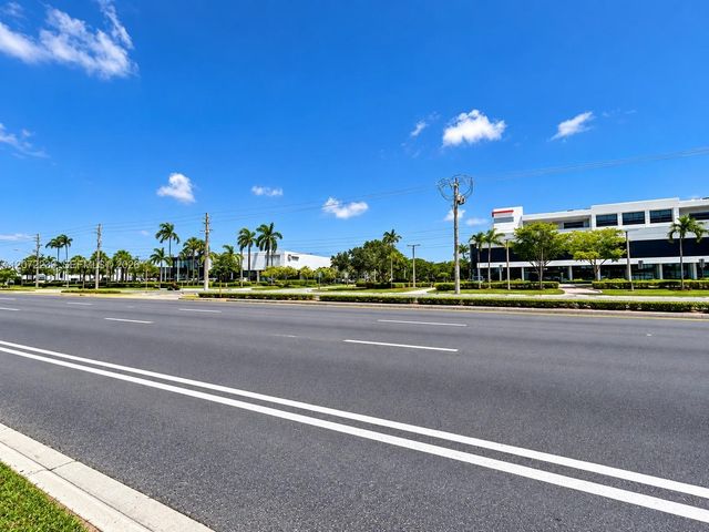1863 S State Road 7, Fort Lauderdale, FL 33317