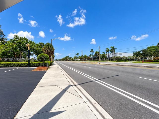 1863 S State Road 7, Fort Lauderdale, FL 33317