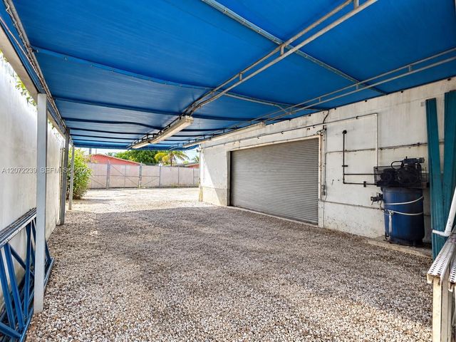 1863 S State Road 7, Fort Lauderdale, FL 33317