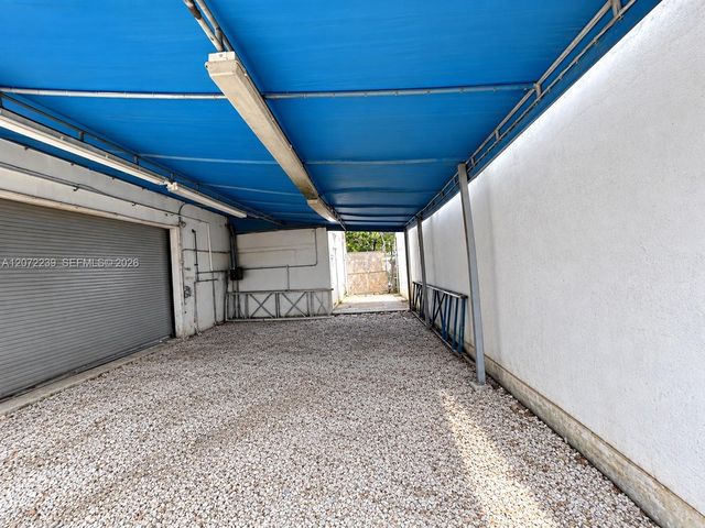 1863 S State Road 7, Fort Lauderdale, FL 33317
