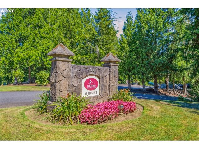7028 Se HOGAN Rd, Gresham, OR 97080