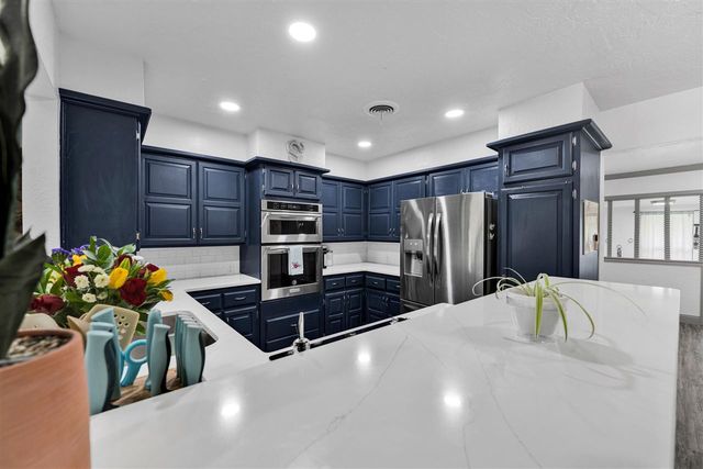 750 NW 16th St, Lawton, OK 73507
