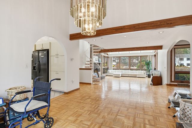 140 Waverly Rd, Ludlow, MA 01056