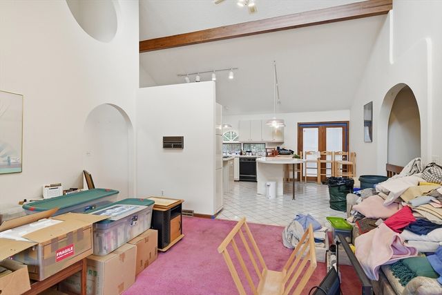 140 Waverly Rd, Ludlow, MA 01056