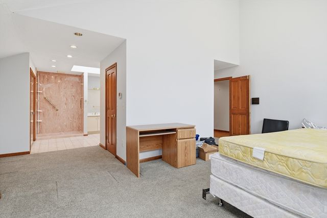 140 Waverly Rd, Ludlow, MA 01056