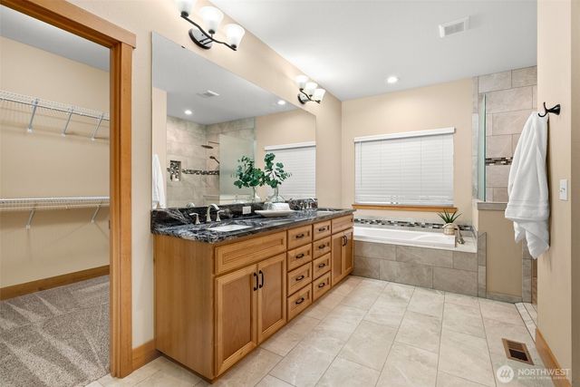 8254 NE Whiskey Creek Trail, Kingston, WA 98346