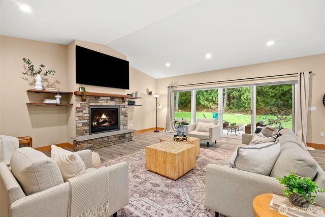 8254 NE Whiskey Creek Trail, Kingston, WA 98346