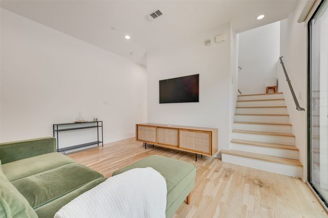 2304 N Garrett Avenue 1, Dallas, TX 75206
