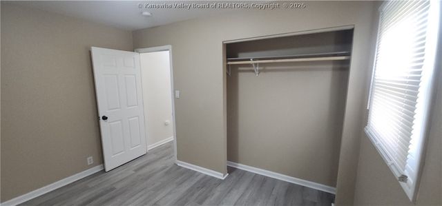 909 Dupont Avenue, Nitro, WV 25143