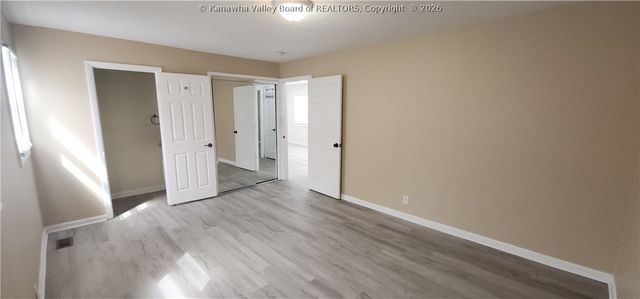 909 Dupont Avenue, Nitro, WV 25143